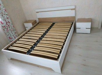 Спальня Анталия (кровать без ортопед-основания, тумбы, Дуб сонома, Белый Софт, горизонт) в Канске - kansk.mebel54.com | фото